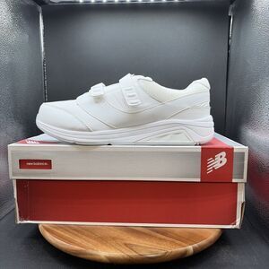 New Balance 928 V3 Womens Size 12 2E Walking Shoes Hook and Loop White WW928HW3